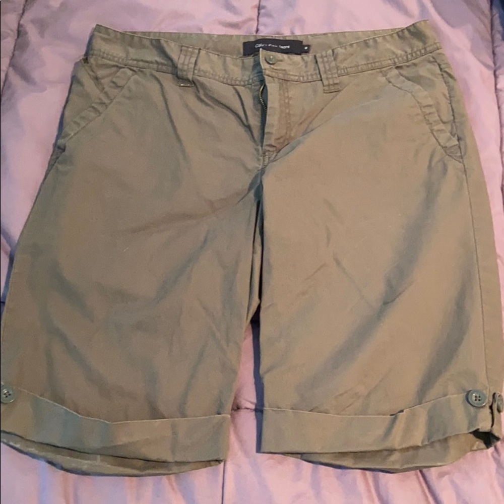 Calvin Klein Bermuda shorts.